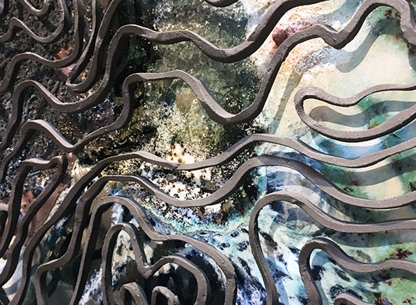 link to contact page